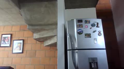 nano1206 online show from 15, 12, 2025