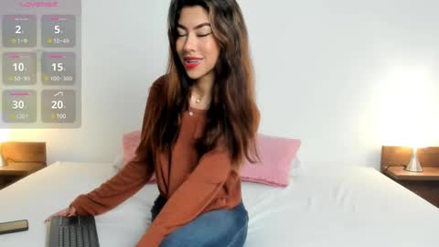 nany_model25 online show from 5, 3, 2025
