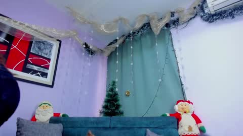 Nahomi Jones online show from 3, 1, 2025