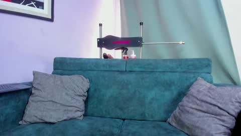 Nahomi Jones online show from 9, 1, 2025