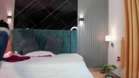 Naomi online show from 9, 4, 2026