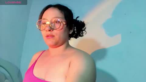 Naomi online show from 4, 2, 2025