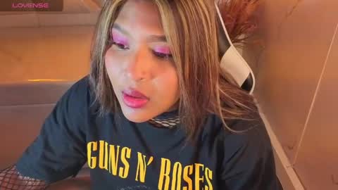 Naomi  online show from 30, 3, 2026