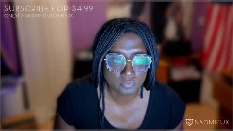 Snapshot of naomifux chatting on 4, 1, 2025 Naomi online show from 4, 1, 2025