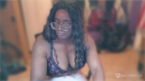 Snapshot of naomifux chatting on 28, 1, 2025 Naomi online show from 28, 1, 2025