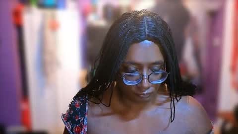 Snapshot of naomifux chatting on 22, 10, 2025 Naomi online show from 22, 10, 2025