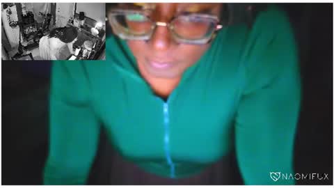 Snapshot of naomifux chatting on 21, 7, 2026 Naomi online show from 21, 7, 2026