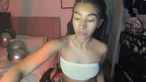 Naomii online show from 22, 1, 2025