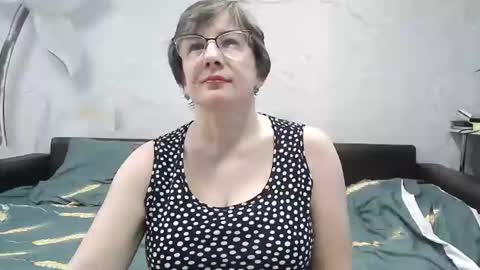 naomimolligan online show from 30, 3, 2026