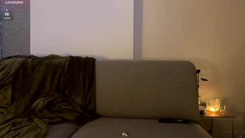 naomirosy online show from 25, 2, 2026