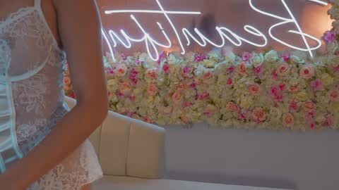 Naomi online show from 22, 1, 2025