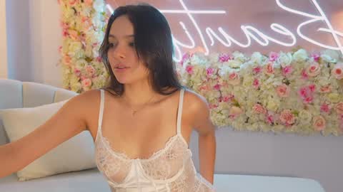 Naomi online show from 22, 1, 2025