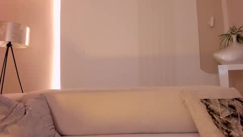 Naomi online show from 9, 2, 2025