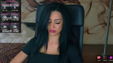 NaomiScarlett online show from 11, 11, 2025