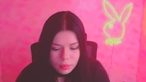 Naomi online show from 15, 11, 2025