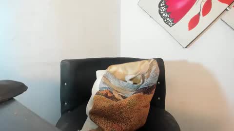 naomiwildburn online show from 25, 3, 2026