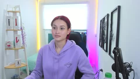 Snapshot of naomy777_ chatting on 21, 10, 2025 naomy online show from 21, 10, 2025