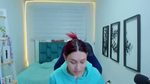 Snapshot of naomy777_ chatting on 26, 11, 2025 naomy online show from 26, 11, 2025