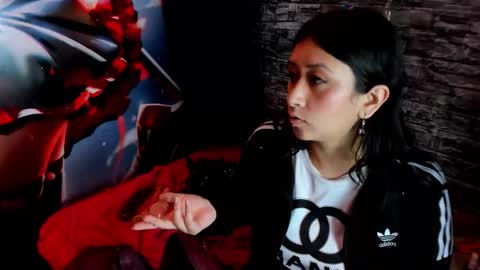 Snapshot of naomyangel chatting on 21, 11, 2025 naomy online show from 21, 11, 2025