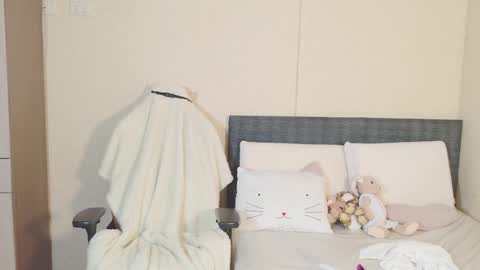 Naree online show from 2, 3, 2025