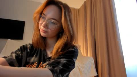 Snapshot of nasslady chatting on 26, 9, 2025 Nassy online show from 26, 9, 2025