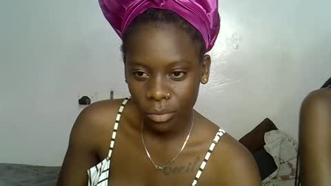 nasti_petite online show from 18, 2, 2025