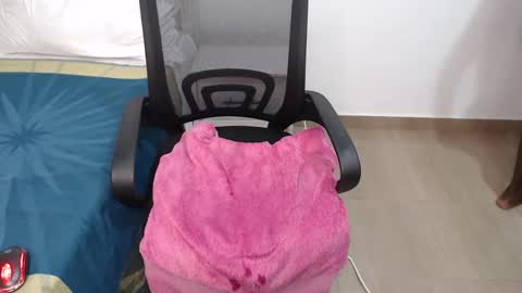 Snapshot of nasti_queen chatting on 27, 1, 2025 Mona online show from 27, 1, 2025