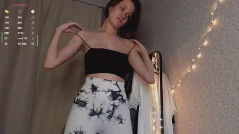 Snapshot of nastya794900 chatting on 10, 10, 2025 Eden online show from 10, 10, 2025