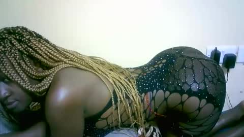 Snapshot of nastyafrika chatting on 11, 9, 2025 Marie online show from 11, 9, 2025