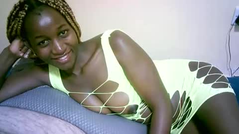Snapshot of nastyafrika chatting on 19, 9, 2025 Marie online show from 19, 9, 2025