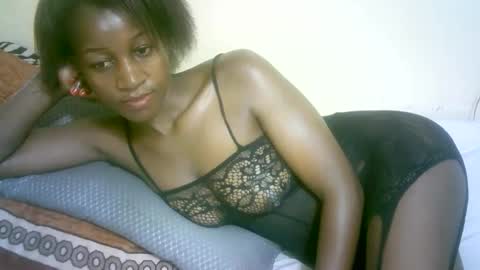 Snapshot of nastyafrika chatting on 11, 10, 2025 Marie online show from 11, 10, 2025
