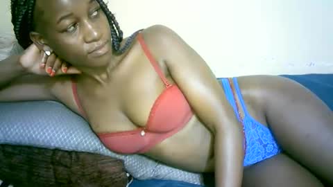 Snapshot of nastyafrika chatting on 19, 10, 2025 Marie online show from 19, 10, 2025