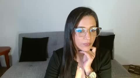 nathalia online show from 11, 2, 2025