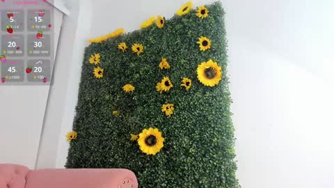 Naty  online show from 28, 1, 2025