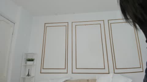 Naty  online show from 30, 1, 2025