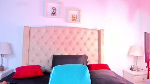 Snapshot of natalia_collinslim chatting on 20, 9, 2025 Natalia online show from 20, 9, 2025