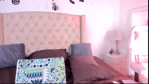 Snapshot of natalia_collinslim chatting on 31, 10, 2025 Natalia online show from 31, 10, 2025