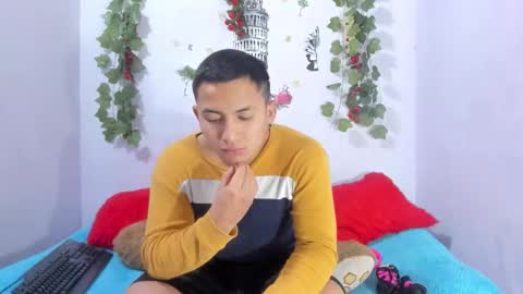 nataliaandjulliam online show from 15, 2, 2026