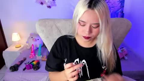 Nataliua Henao online show from 21, 7, 2026
