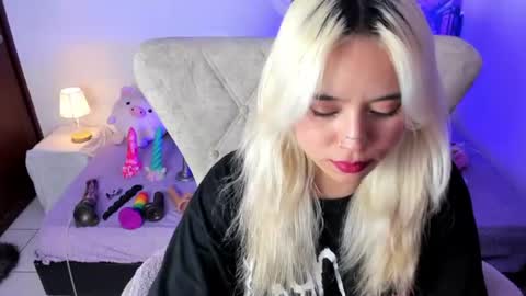 Nataliua Henao online show from 22, 7, 2026