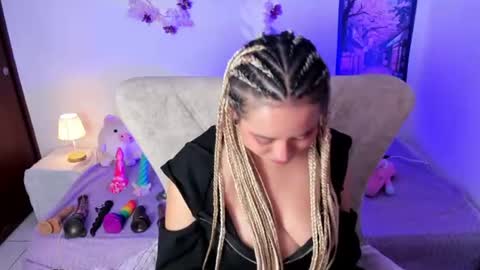Nataliua Henao online show from 2, 8, 2026