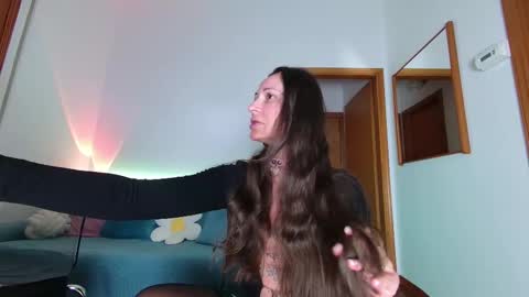 Natalie online show from 26, 9, 2025