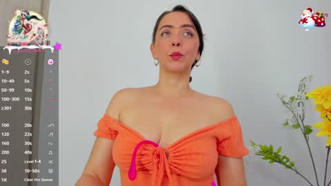Snapshot of natalie_cowens chatting on 19, 12, 2024 Natalie online show from 19, 12, 2024