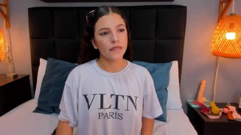 N A T A L I E online show from 12, 11, 2025