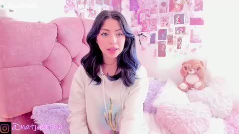       online show from 14, 2, 2025