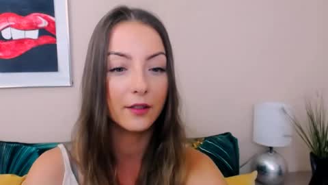 Snapshot of natalie_live chatting on 22, 6, 2026 NatalieSexy online show from 22, 6, 2026