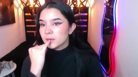 Snapshot of natalie_loffreda chatting on 20, 4, 2026 natalie online show from 20, 4, 2026