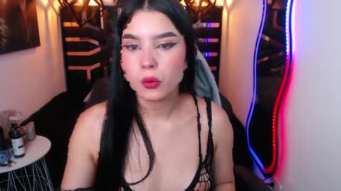 Snapshot of natalie_loffreda chatting on 21, 4, 2026 natalie online show from 21, 4, 2026