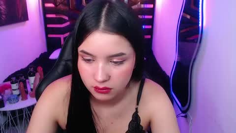 Snapshot of natalie_loffreda chatting on 15, 5, 2026 natalie online show from 15, 5, 2026