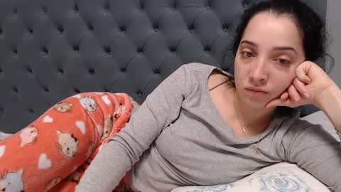 Miia online show from 3, 2, 2025